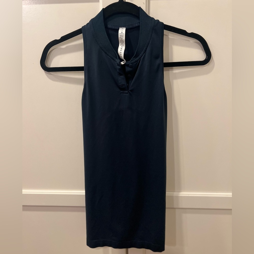 lululemon Quick-Dry Sleeveless Polo Shirt Size 4